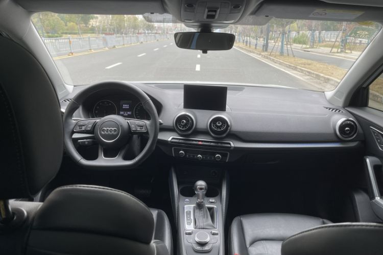 Used Audi Q2L 2022 35 TFSI Fashion Dynamic Model Interior 1