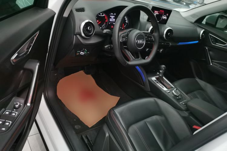 Used Audi Q2L 2022 35 TFSI Progressive Dynamic Edition Interior 3