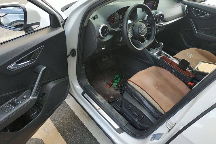 Used Audi Q2L 2022 35 TFSI Fashion Dynamic Model Interior 3