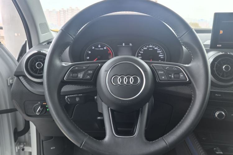 Used Audi Q2L 2022 35 TFSI Advanced Style Edition Interior 3