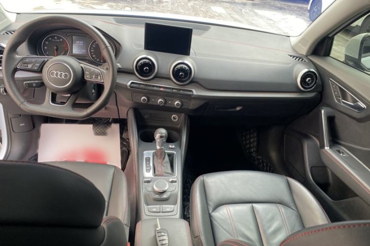 Used Audi Q2L 2022 35 TFSI Progressive Dynamic Edition Interior 3