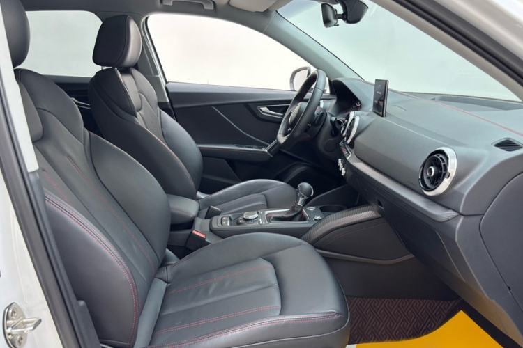 Used Audi Q2L 2022 35 TFSI Progressive Dynamic Edition Interior 3