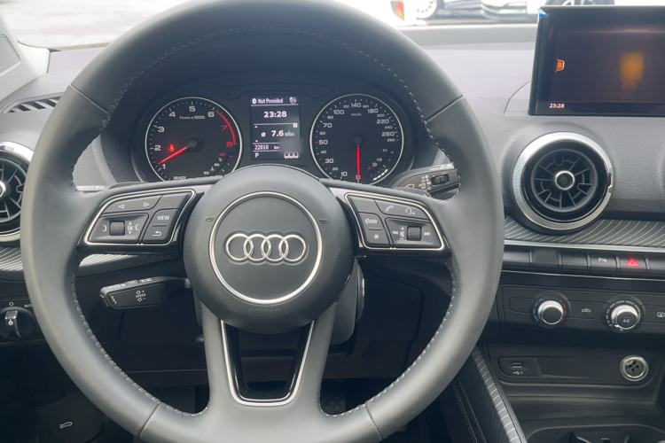 Used Audi Q2L 2022 35 TFSI Advanced Style Edition Interior 3
