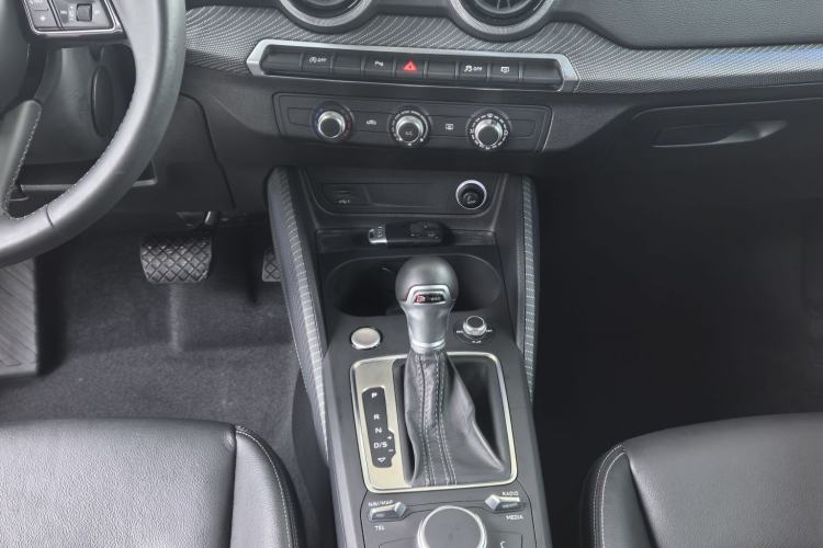Used Audi Q2L 2022 35 TFSI Advanced Style Edition Interior 4