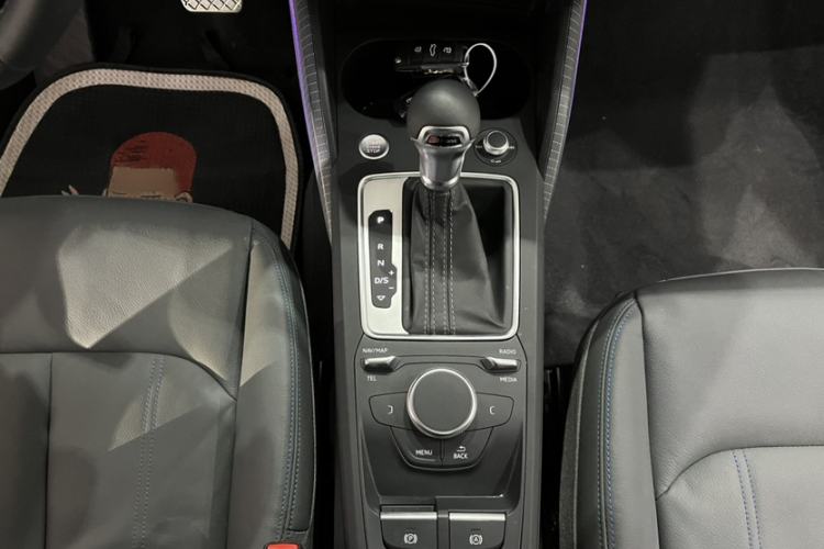 Used Audi Q2L 2022 35 TFSI Fashion Dynamic Model Interior 4