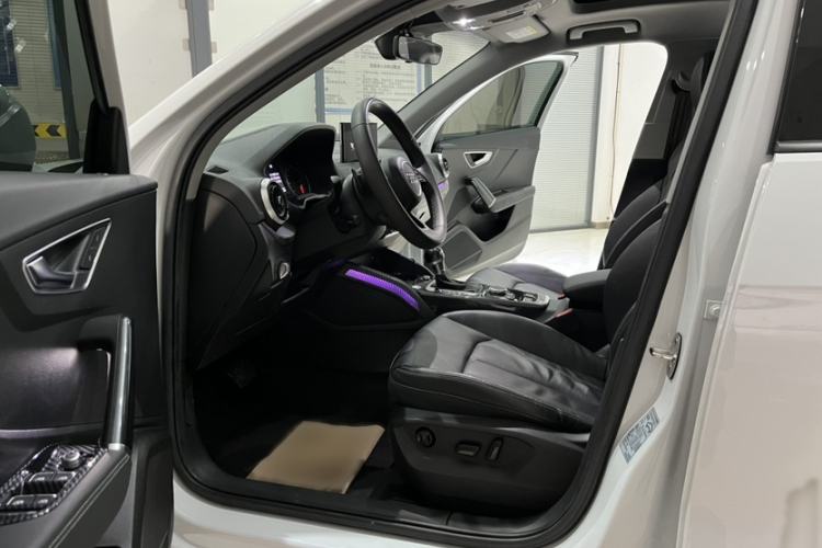 Used Audi Q2L 2022 35 TFSI Advanced Style Edition Interior 6