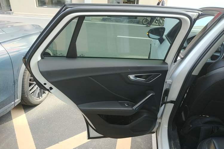 Used Audi Q2L 2022 35 TFSI Fashion Dynamic Model Interior 8