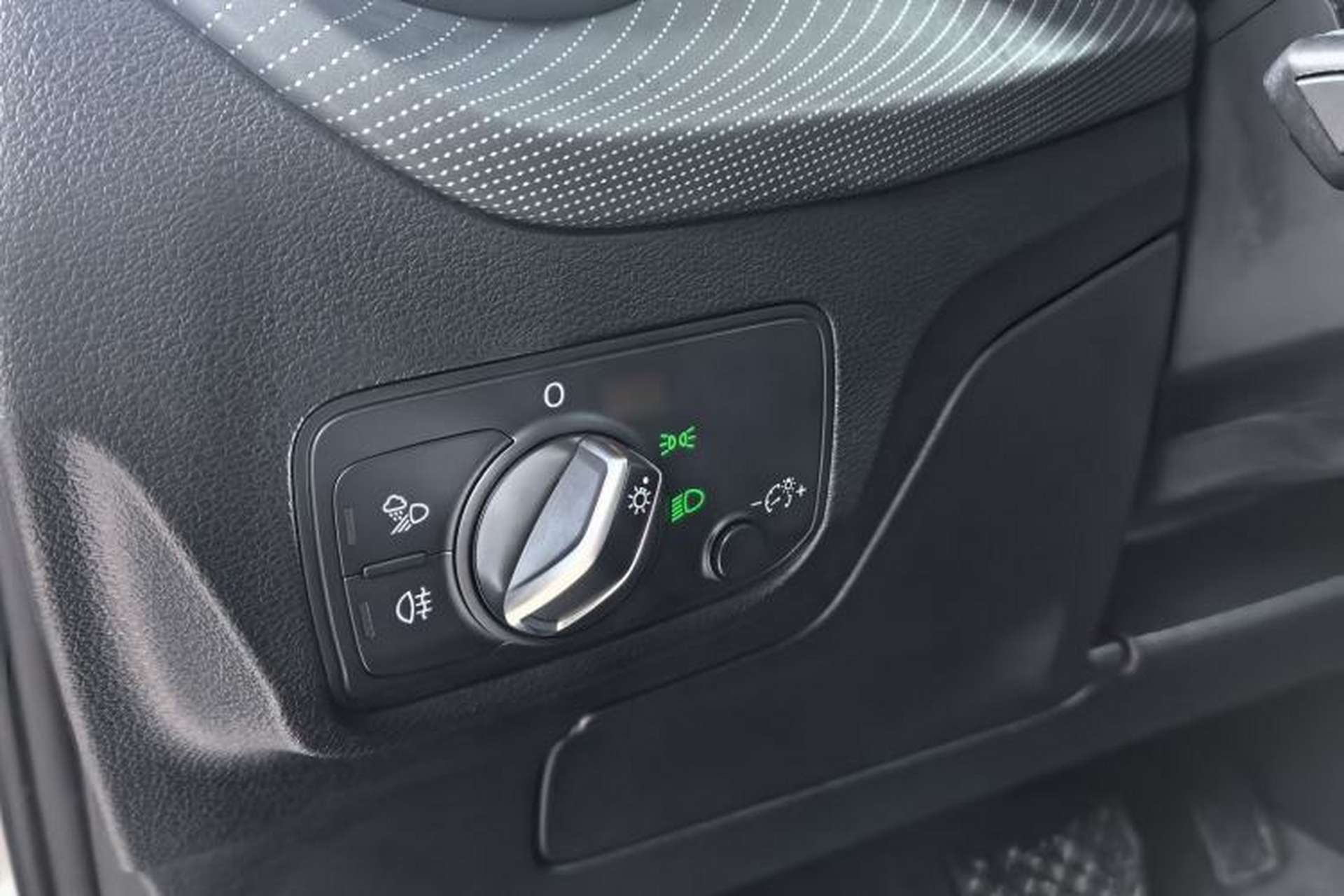 Used Audi Q2L 2022 35 TFSI Advanced Style Edition Interior 9