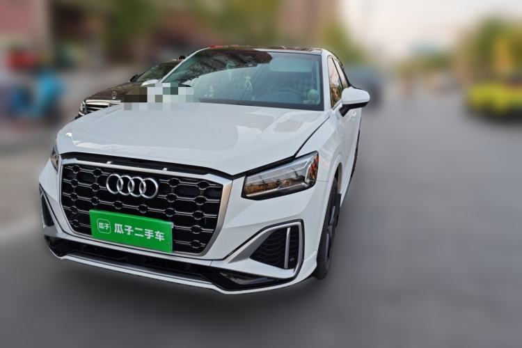 Used Audi Q2L 2022 35 TFSI Progressive Dynamic Edition Guazi used car, China used car export, Used car for sale, Used cars, Cheapest cars for sale