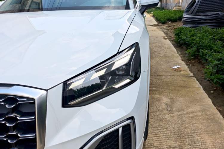 Used Audi Q2L 2022 35 TFSI Progressive Dynamic Edition Left Front Headlight