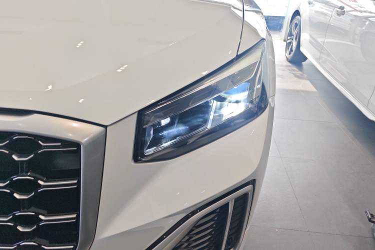 Used Audi Q2L 2022 35 TFSI Progressive Dynamic Edition Left Front Headlight