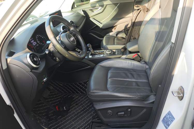 Used Audi Q2L 2022 35 TFSI Fashionable and Elegant Model Left Front Seat