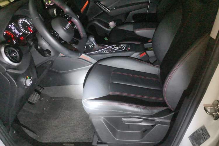 Used Audi Q2L 2022 35 TFSI Progressive Dynamic Edition Left Front Seat