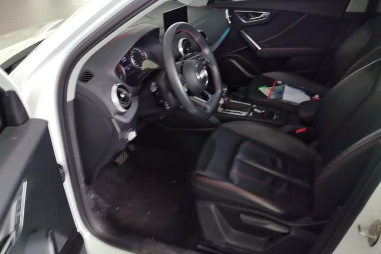 Used Audi Q2L 2022 35 TFSI Progressive Dynamic Edition Left Front Seat