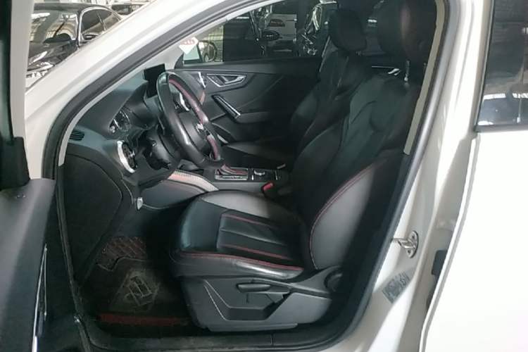 Used Audi Q2L 2022 35 TFSI Progressive Dynamic Edition Left Front Seat
