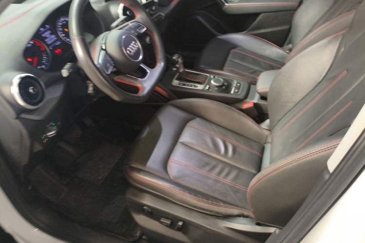 Used Audi Q2L 2022 35 TFSI Progressive Dynamic Edition Left Front Seat