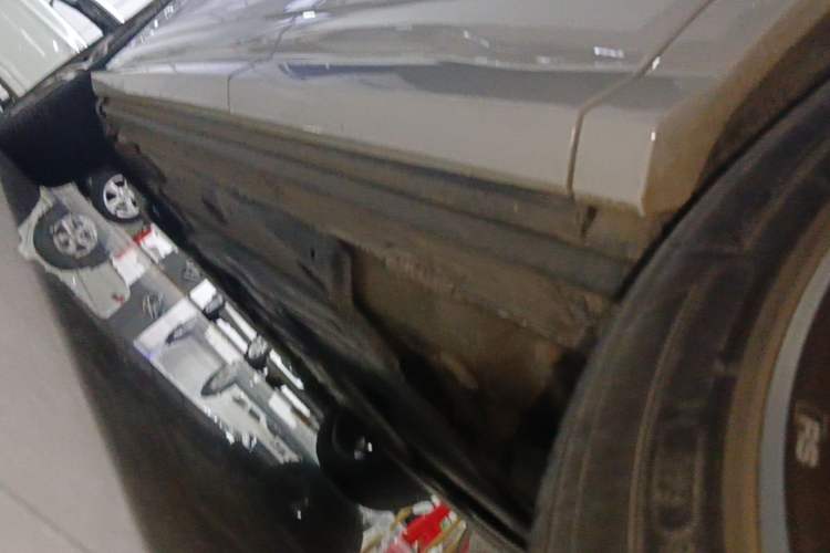 Used Audi Q2L 2022 35 TFSI Fashion Dynamic Model Left Side Sill