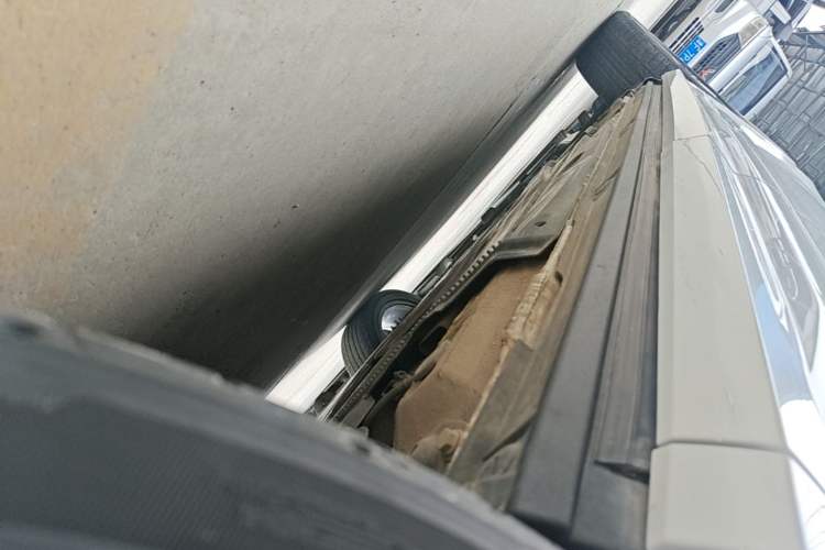Used Audi Q2L 2022 35 TFSI Progressive Dynamic Edition Left Side Sill