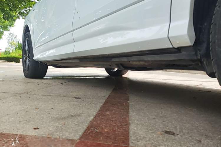 Used Audi Q2L 2022 35 TFSI Progressive Dynamic Edition Left Side Sill
