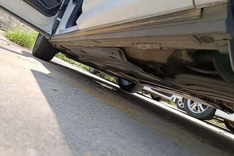 Used Audi Q2L 2022 35 TFSI Progressive Dynamic Edition Left Side Sill