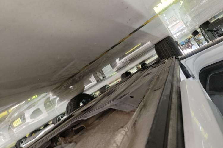 Used Audi Q2L 2022 35 TFSI Progressive Dynamic Edition Left Side Sill