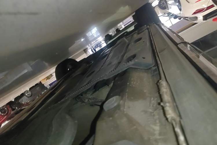 Used Audi Q2L 2022 35 TFSI Fashionable and Elegant Model Left Side Sill