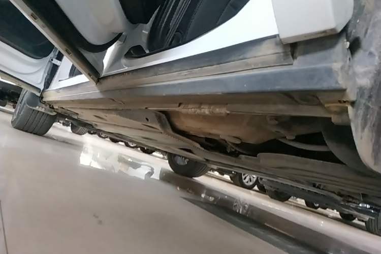 Used Audi Q2L 2022 35 TFSI Progressive Dynamic Edition Left Side Sill
