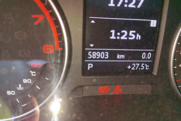 Used Audi Q2L 2022 35 TFSI Progressive Dynamic Edition Odometer Close Up