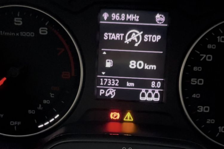 Used Audi Q2L 2022 35 TFSI Progressive Dynamic Edition Odometer Close Up