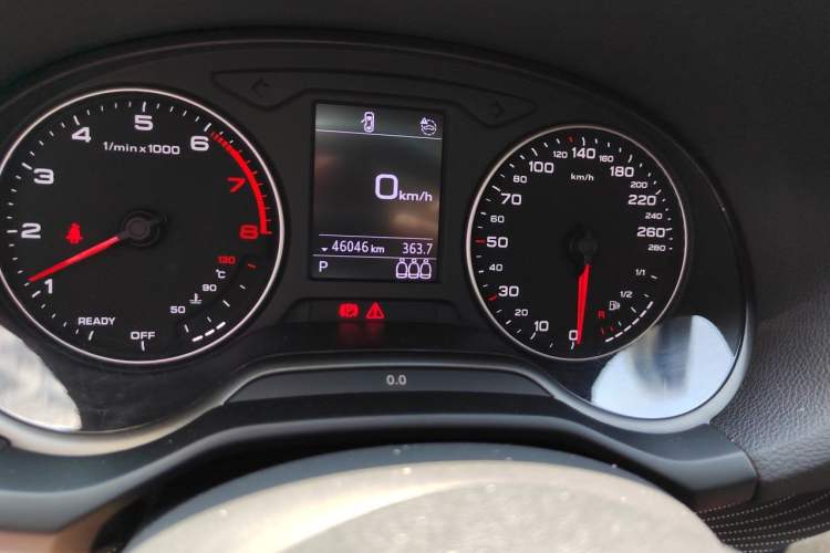 Used Audi Q2L 2022 35 TFSI Advanced Style Edition Odometer Close Up