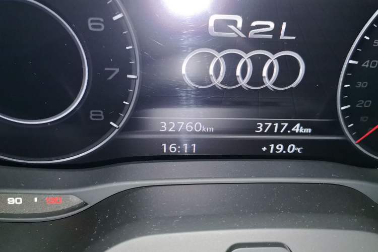Used Audi Q2L 2022 35 TFSI Luxury Dynamic Edition Odometer Close Up