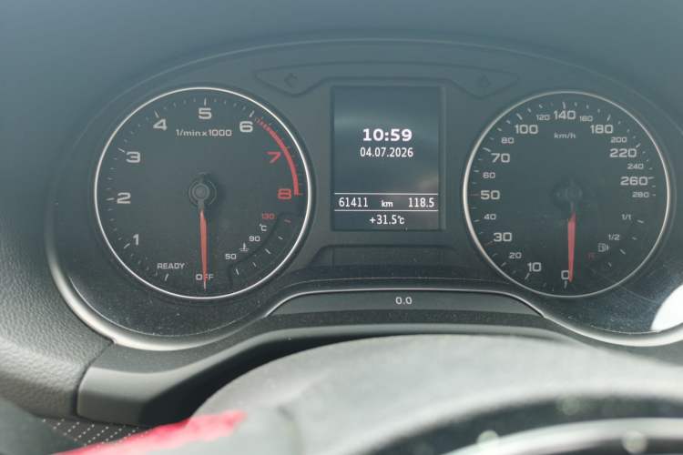 Used Audi Q2L 2022 35 TFSI Progressive Dynamic Edition Odometer Close Up