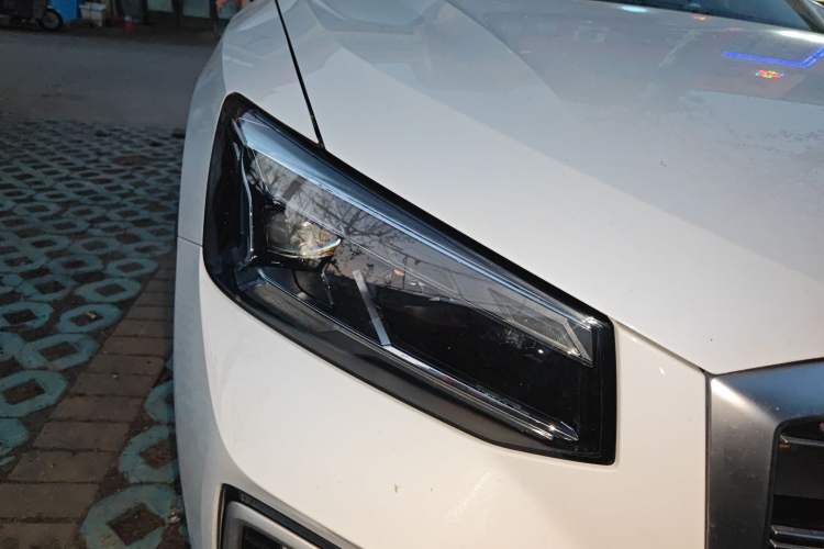 Used Audi Q2L 2022 35 TFSI Fashion Dynamic Model Right Front Headlight