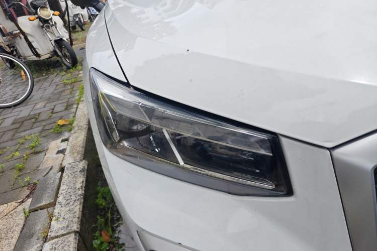 Used Audi Q2L 2022 35 TFSI Fashionable and Elegant Model Right Front Headlight