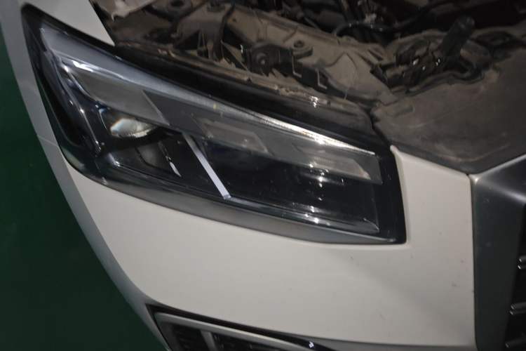 Used Audi Q2L 2022 35 TFSI Fashion Dynamic Model Right Front Headlight