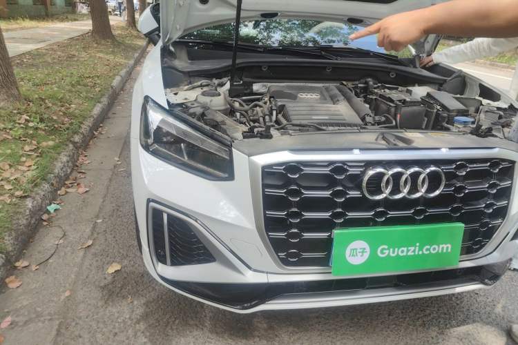 Used Audi Q2L 2022 35 TFSI Fashion Dynamic Model Right Front Headlight