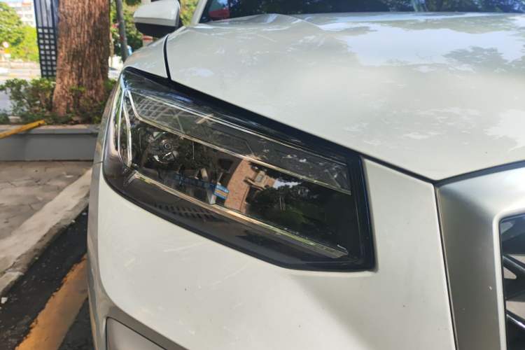 Used Audi Q2L 2022 35 TFSI Fashionable and Elegant Model Right Front Headlight