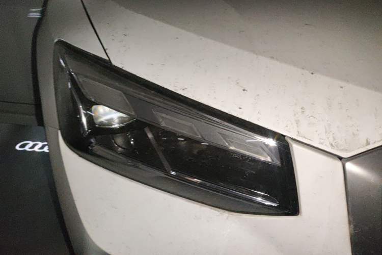 Used Audi Q2L 2022 35 TFSI Fashion Dynamic Model Right Front Headlight