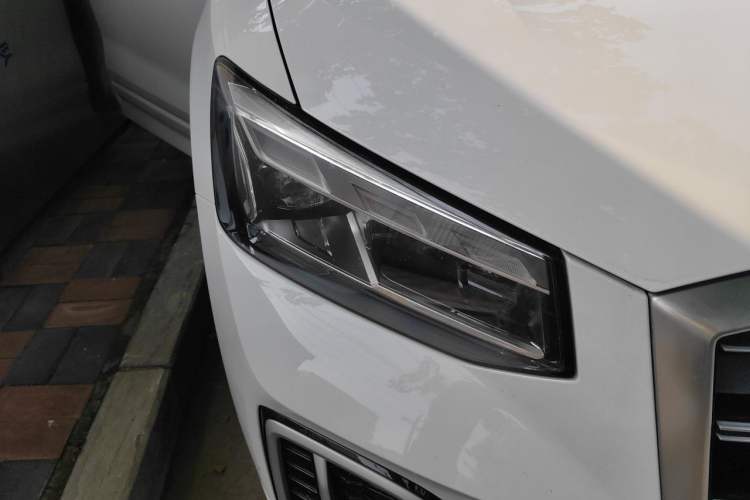 Used Audi Q2L 2022 35 TFSI Progressive Dynamic Edition Right Front Headlight