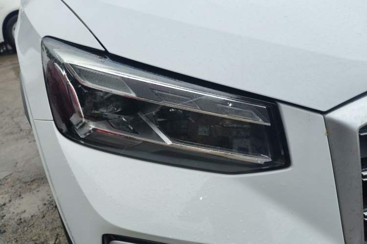 Used Audi Q2L 2022 35 TFSI Fashion Dynamic Model Right Front Headlight