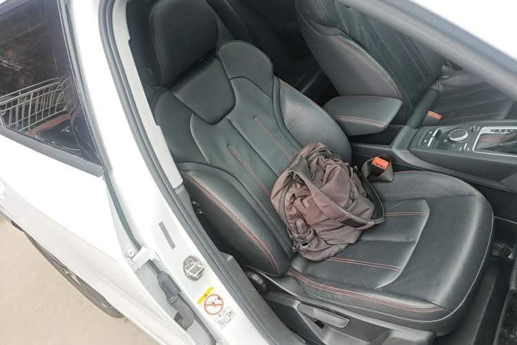 Used Audi Q2L 2022 35 TFSI Progressive Dynamic Edition Right Front Seat