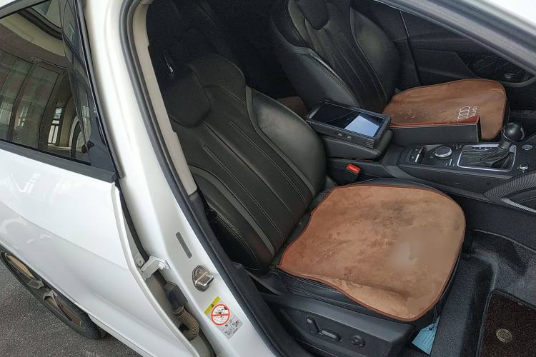 Used Audi Q2L 2022 35 TFSI Fashion Dynamic Model Right Front Seat
