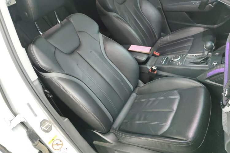 Used Audi Q2L 2022 35 TFSI Fashion Dynamic Model Right Front Seat