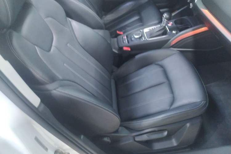 Used Audi Q2L 2022 35 TFSI Advanced Style Edition Right Front Seat