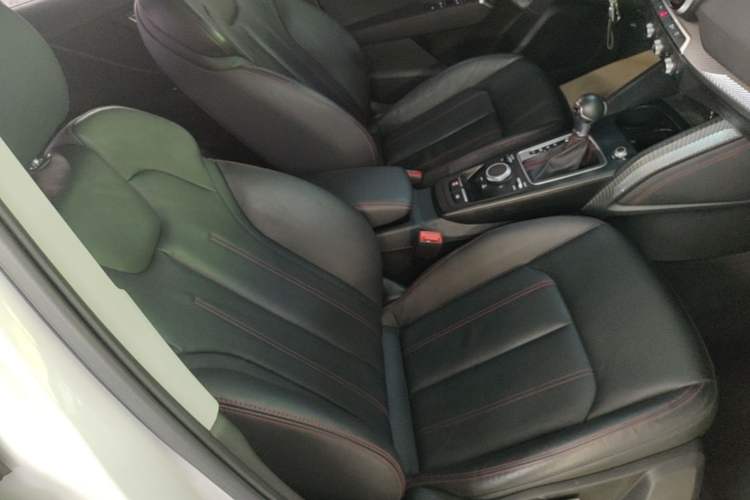 Used Audi Q2L 2022 35 TFSI Progressive Dynamic Edition Right Front Seat