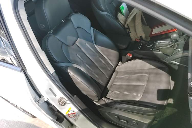 Used Audi Q2L 2022 35 TFSI Fashion Dynamic Model Right Front Seat