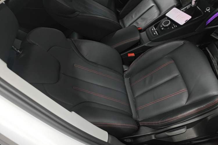 Used Audi Q2L 2022 35 TFSI Progressive Dynamic Edition Right Front Seat