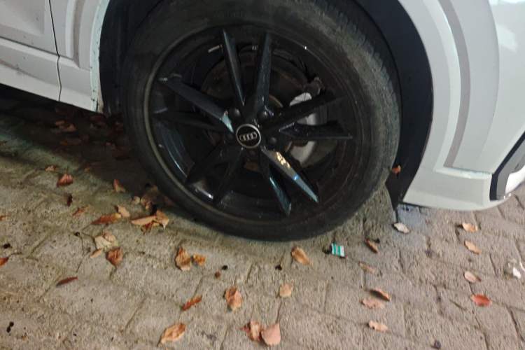 Used Audi Q2L 2022 35 TFSI Progressive Dynamic Edition Right Front Wheel Hub