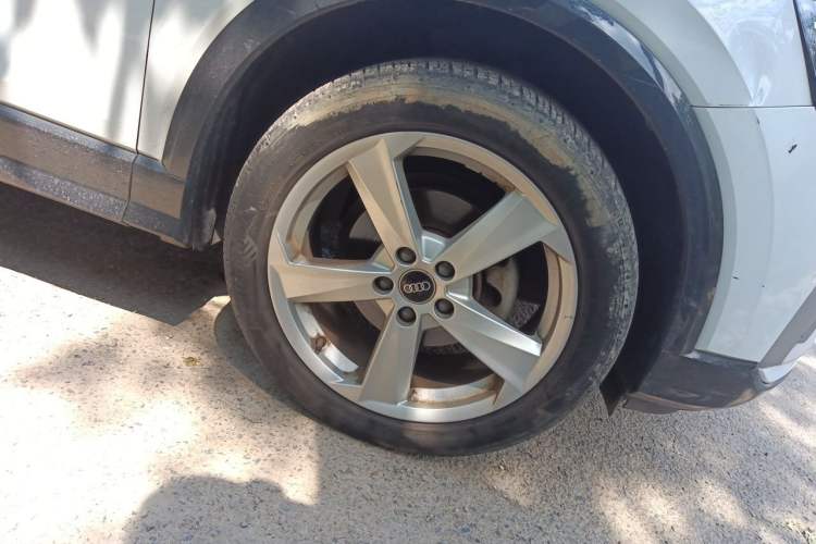 Used Audi Q2L 2022 35 TFSI Advanced Style Edition Right Front Wheel Hub