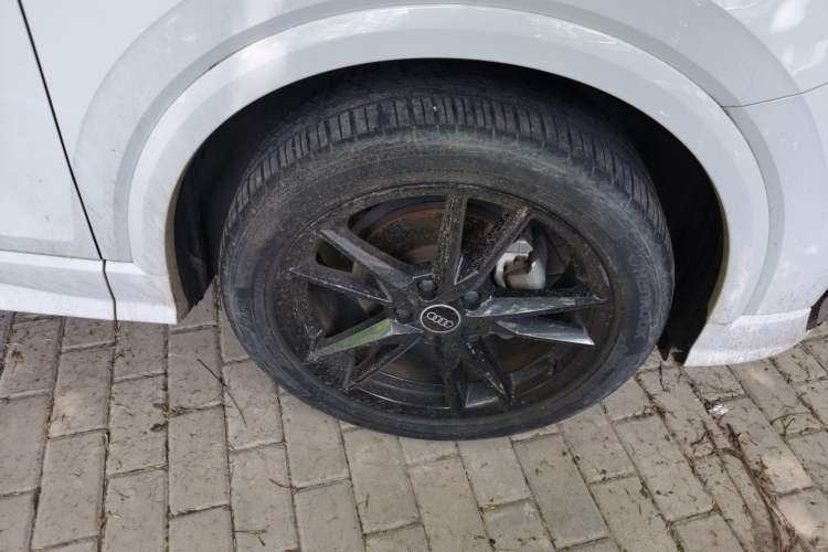 Used Audi Q2L 2022 35 TFSI Progressive Dynamic Edition Right Front Wheel Hub